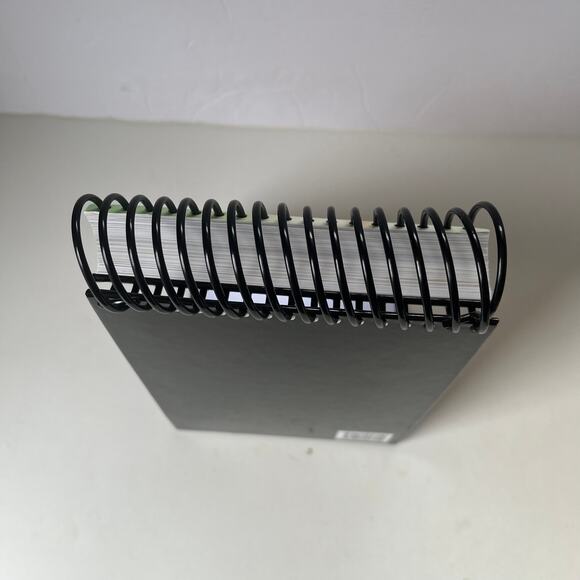 GRILLS & BBQS Flame-Cooked Flavor Top Spiral Cookbook Stand Bay Books Color - Picture 6 of 12